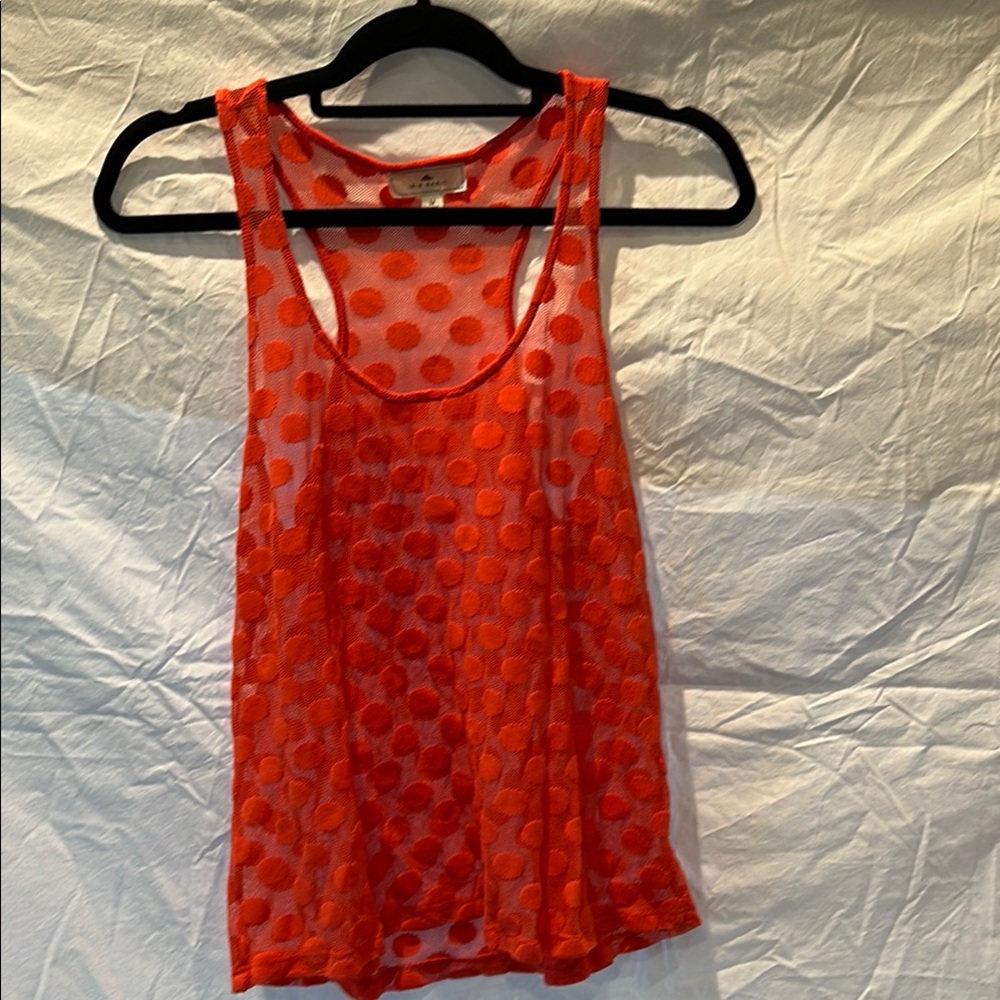 IRIS BASIC ORANGE TANK TOP WITH TEXTURED POKA DOTS - MED